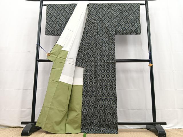 平和屋着物■本場村山大島紬　幾何学文様　正絹　逸品　BAAY5632yc