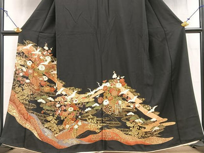 平和屋着物■豪華黒留袖　駒刺繍　飛鶴吉祥花文　金彩　正絹　逸品　BAAY5672yc