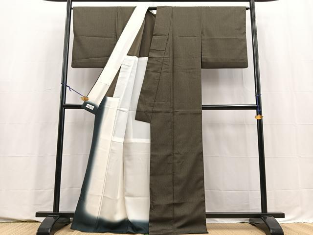 平和屋着物■上質なお召　よろけ縞文　黒地　やまと誂製　背抜き仕立て　正絹　逸品　BAAY5682yc