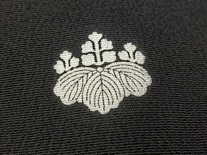 平和屋着物■豪華黒留袖　作家物　駒刺繍　飛鶴風景文　暈し染め　金彩　正絹　逸品　BAAY5848yc