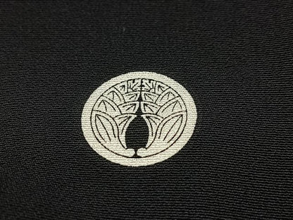 平和屋着物■豪華黒留袖　作家物　牡丹孔雀図　金銀彩　正絹　逸品　BAAY5901yc
