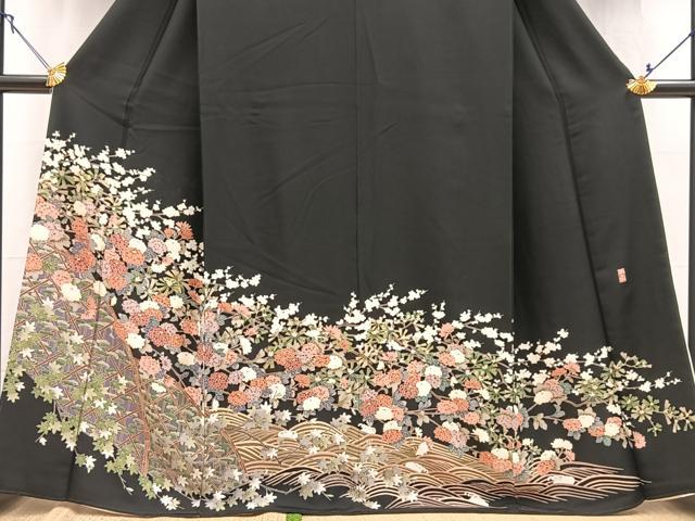 平和屋着物●豪華黒留袖　友禅　作家物　立波花文　正絹　逸品　BAAY5921yc