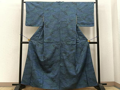 平和屋着物■本場染大島紬　雪輪重ね草花文　正絹　逸品　BAAY6002hj