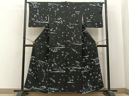 平和屋着物■上質な小紋　手描き　笹花文　黒地　正絹　逸品　BAAY6010hj