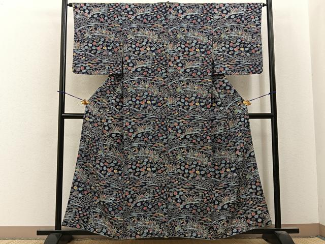 平和屋着物■上質な小紋　型染め　流水草花文　濃紺地　正絹　逸品　BAAY6069hj