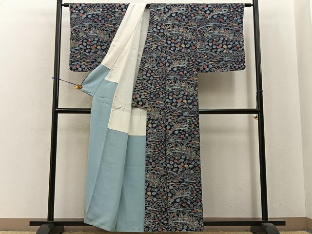 平和屋着物■上質な小紋　型染め　流水草花文　濃紺地　正絹　逸品　BAAY6069hj