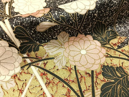 平和屋着物●訪問着　籬秋草文　たたき染め　黒地　金彩　正絹　逸品　BAAY6112hj