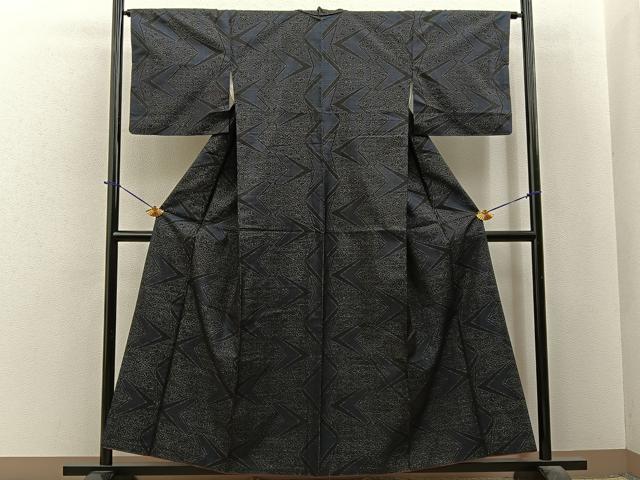 平和屋着物■本場大島紬　菊唐草文　正絹　逸品　BAAY6120hj