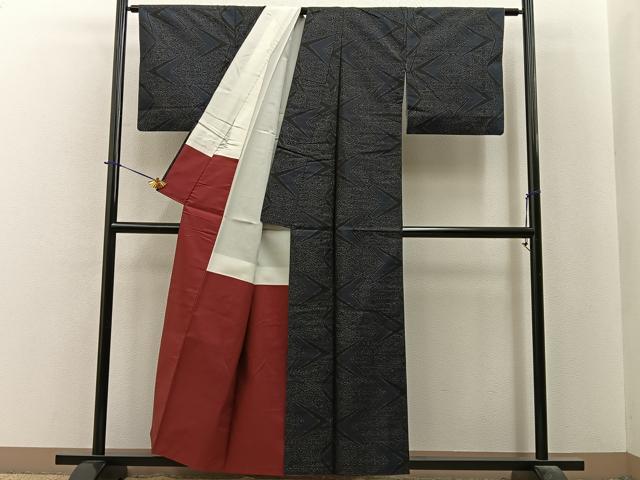 平和屋着物■本場大島紬　菊唐草文　正絹　逸品　BAAY6120hj