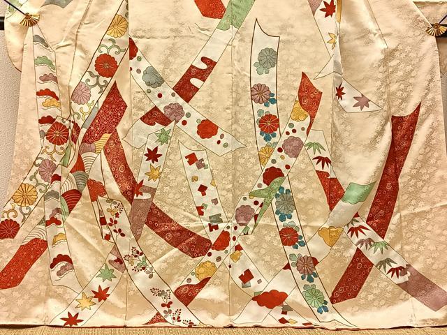 平和屋着物■豪華振袖　駒刺繍　熨斗草花文　金彩　正絹　逸品　BAAY6199hj
