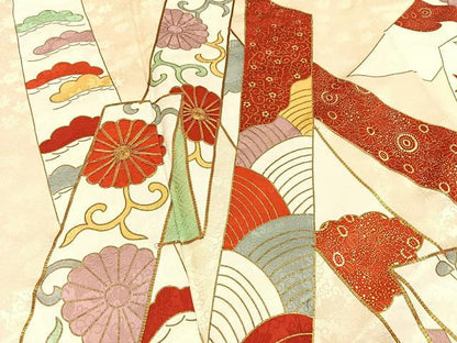平和屋着物■豪華振袖　駒刺繍　熨斗草花文　金彩　正絹　逸品　BAAY6199hj