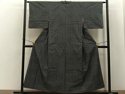 平和屋着物■本場大島紬　7マルキ　花菱文　正絹　逸品　BAAY6216hj