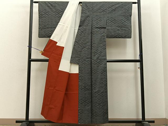平和屋着物■本場大島紬　7マルキ　花菱文　正絹　逸品　BAAY6216hj