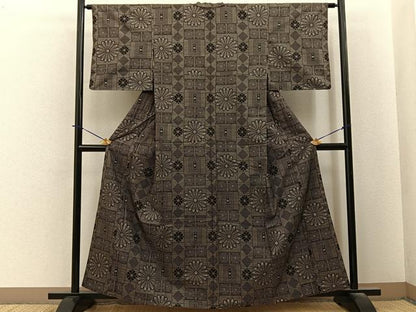 平和屋着物●本場大島紬　7マルキ　菊吉祥文　正絹　逸品　BAAY6223hj