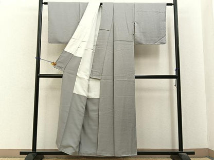 平和屋着物■上質な色無地　菱地紋　薄鈍色　正絹　逸品　BAAY6237hj