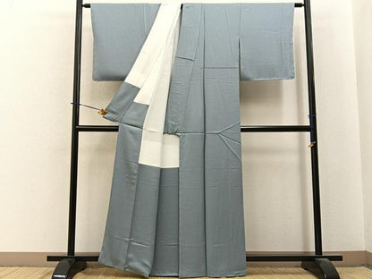 平和屋着物●上質な色無地　作家物　鱗地紋　灰青色　正絹　逸品　未使用　BAAY6263hj