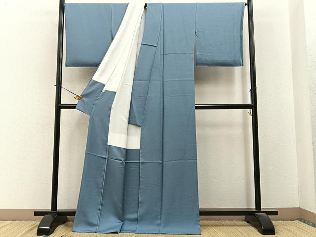 平和屋着物●京加賀友禅　百貫達雄監修　色無地　松竹梅地紋　湊鼠色　ロング丈　正絹　逸品　未使用　BAAY6271hj