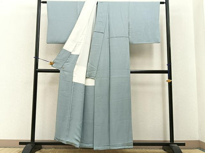 平和屋着物■上質な色無地　吉祥地紋　薄雲鼠色　さが美扱い　正絹　逸品　BAAY6279hj