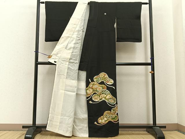 平和屋着物■豪華黒留袖　駒刺繍　松花文　金銀彩　高島屋扱い　正絹　逸品　BAAY6297hj