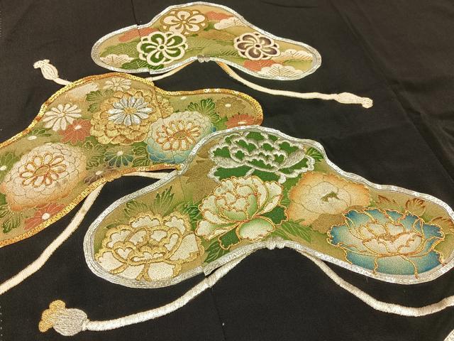 平和屋着物■豪華黒留袖　駒刺繍　松花文　金銀彩　高島屋扱い　正絹　逸品　BAAY6297hj