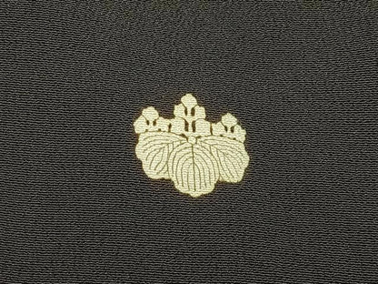 平和屋着物■豪華黒留袖　駒刺繍　松花文　金銀彩　高島屋扱い　正絹　逸品　BAAY6297hj