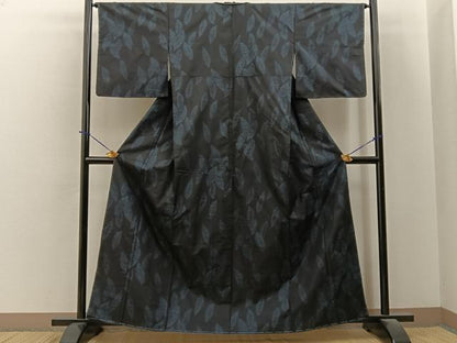 平和屋着物■本場大島紬　舞葉文　正絹　逸品　未使用　BAAY6321hj