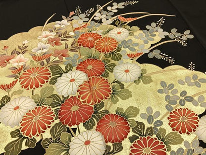 平和屋着物■豪華黒留袖　駒刺繍　秋草文　金彩　正絹　逸品　BAAY6374hj