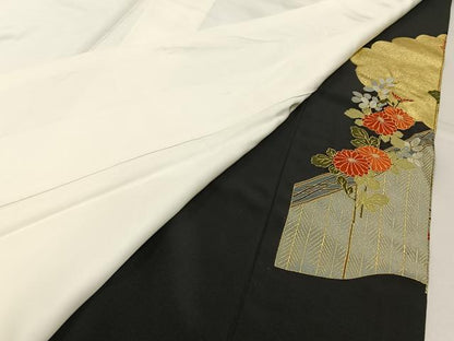 平和屋着物■豪華黒留袖　駒刺繍　秋草文　金彩　正絹　逸品　BAAY6374hj