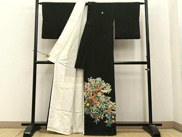 平和屋着物■豪華黒留袖　駒刺繍　更紗花鳥文　金彩　正絹　逸品　BAAY6388hj