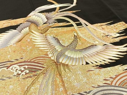 平和屋着物■豪華黒留袖　駒刺繍　鳳凰浜松花文　金銀彩　正絹　逸品　BAAY6452hj