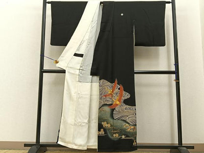 平和屋着物■豪華黒留袖　作家物　駒刺繍　飛鶴片輪車文　暈し染め　金彩　正絹　逸品　BAAY6522hj