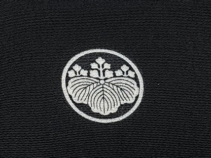 平和屋着物■豪華黒留袖　作家物　駒刺繍　飛鶴片輪車文　暈し染め　金彩　正絹　逸品　BAAY6522hj