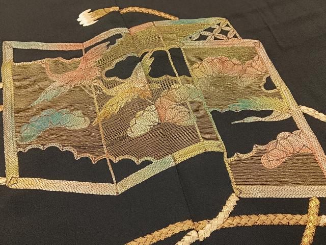 平和屋着物■豪華黒留袖　総刺繍　飛鶴屏風松文　金糸　正絹　逸品　BAAY6525hj