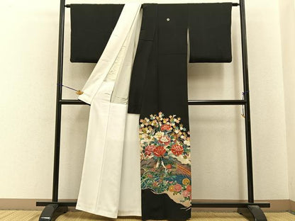 平和屋着物■豪華黒留袖　友禅　作家物　尾長鶏流水花文　正絹　逸品　BAAY6555hj