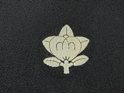 平和屋着物■豪華黒留袖　駒刺繍　松竹梅花文　金彩　正絹　逸品　BAAY6583hj