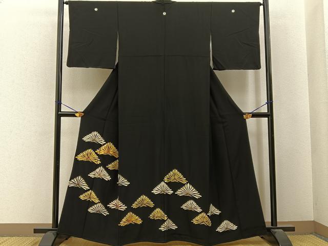 平和屋着物■豪華黒留袖　駒刺繍　松　金彩　正絹　逸品　BAAY6592hj