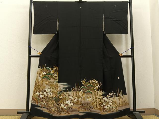 平和屋着物■豪華黒留袖　作家物　駒刺繍　松竹梅　流水草花文　暈し染め　金彩　正絹　逸品　BAAY6593hj