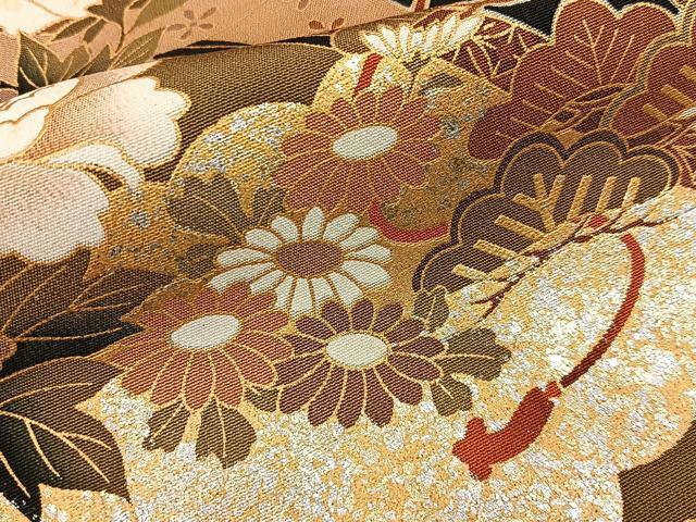平和屋着物■豪華黒留袖　駒刺繍　御所車絵巻花文　金銀彩　正絹　逸品　BAAY6595hj