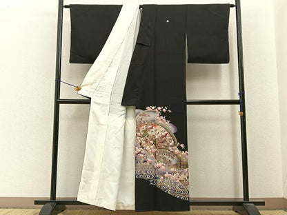 平和屋着物■豪華黒留袖　駒刺繍　飛鶴地紙花文　金彩　正絹　逸品　BAAY6597hj