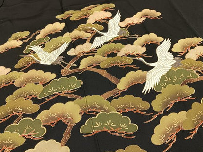 平和屋着物■豪華黒留袖　飛鶴鬘帯松文　金彩　正絹　逸品　BAAY6620hj