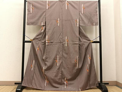 平和屋着物■上質な紬　舞蝶文　正絹　逸品　未使用　BAAY6629hj