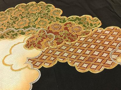 平和屋着物■豪華黒留袖　駒刺繍　雲取吉祥花文　金彩　正絹　逸品　BAAY6649hj