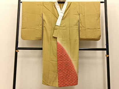 平和屋着物■長襦袢　無双仕立て　舞桜文　暈し染め　金彩　鈴乃屋扱い　正絹　逸品　BAAY6653hj