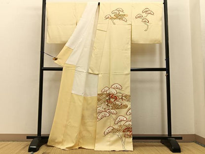 平和屋着物■訪問着　駒刺繍　エ霞松花文　金彩　正絹　逸品　BAAY6668hj