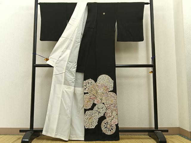 平和屋着物■豪華黒留袖　駒刺繍　束ね熨斗源氏車花文　金彩　正絹　逸品　BAAY6733hj