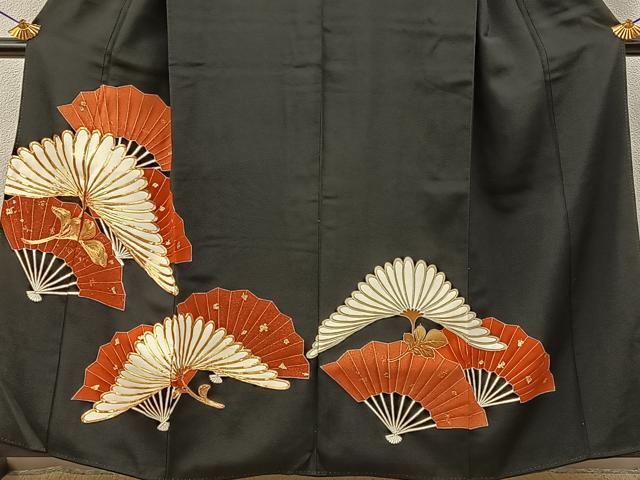 平和屋着物■豪華黒留袖　駒刺繍　扇面裏菊文　金彩　正絹　逸品　BAAY6799hj