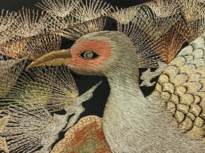 平和屋着物■豪華黒留袖　総刺繍　松に尾長鶏　金糸　正絹　逸品　BAAY6813hj