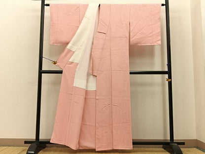 平和屋着物■上質な色無地　御所車風景地紋　珊瑚色　正絹　逸品　未使用　BAAY6825hj