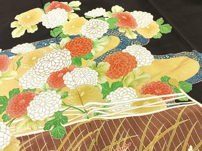 平和屋着物■豪華黒留袖　駒刺繍　流水菊文　金彩　正絹　逸品　BAAY6829hj
