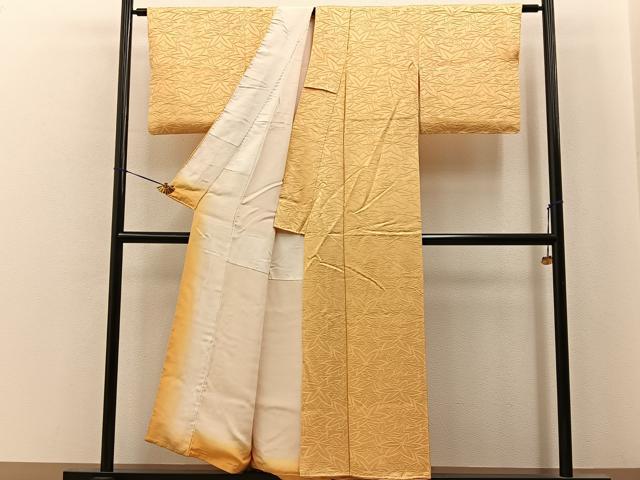 平和屋着物■上質な色無地　草葉地紋　蜂蜜色　正絹　逸品　BAAY6844hj